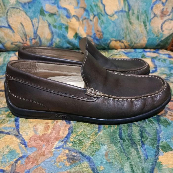 Preloved Slip on ECCO LEATHER Original