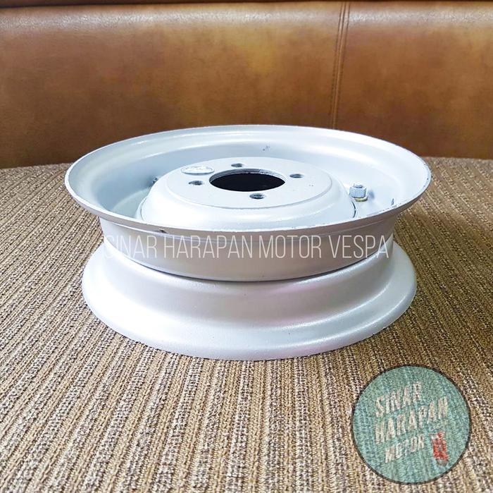 Velg Vespa Vbb / Vespa Tahun Tua / Vespa Bajaj Ring 8 Pasti Ori