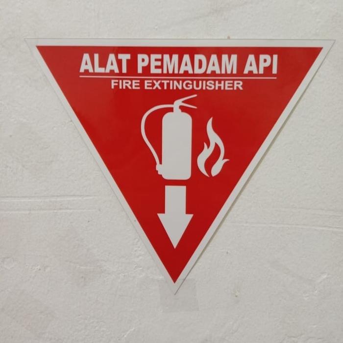 Sign Sticker Segitiga Apar K3 Rambu/Rambu K3 Apar