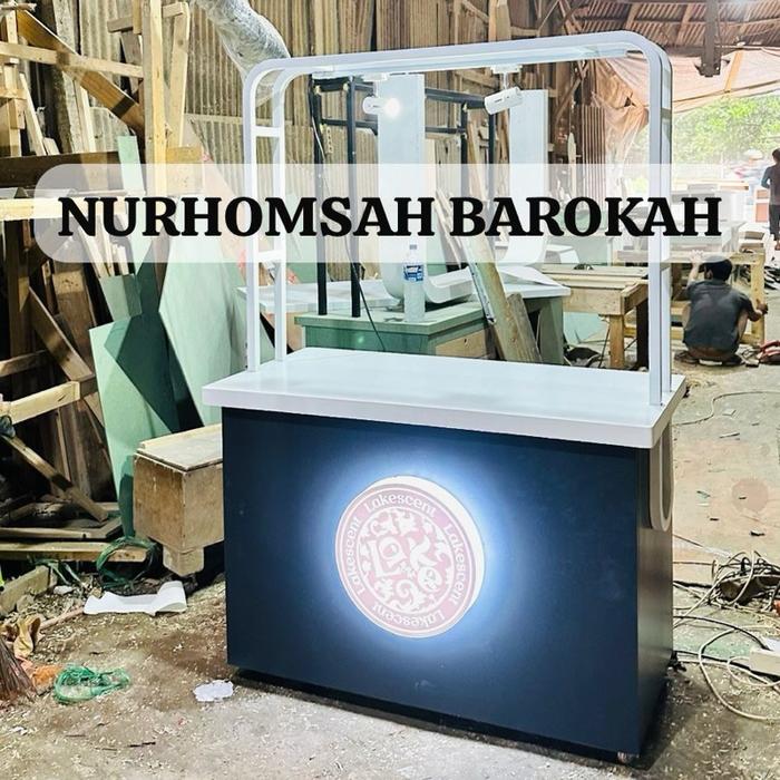 Booth portable lipat ukuran 100 x 60 x 180 mudah di bongkar pasang, booth bongkar pasang untuk juala