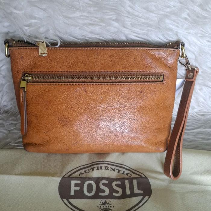 Tas Sling / ClutchFossil Preloved Kulit Asli Warna Brown / Tas Selempang Wanita / Clutch Kulit Asli