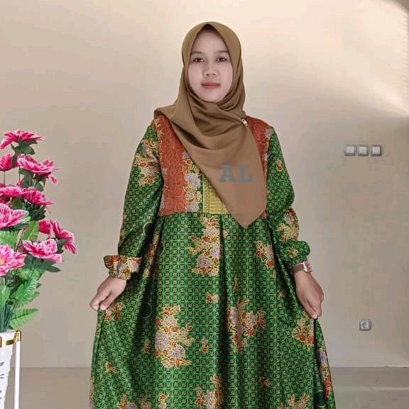 GAMIS BATIK MUSLIMAT SEMI SUTRA