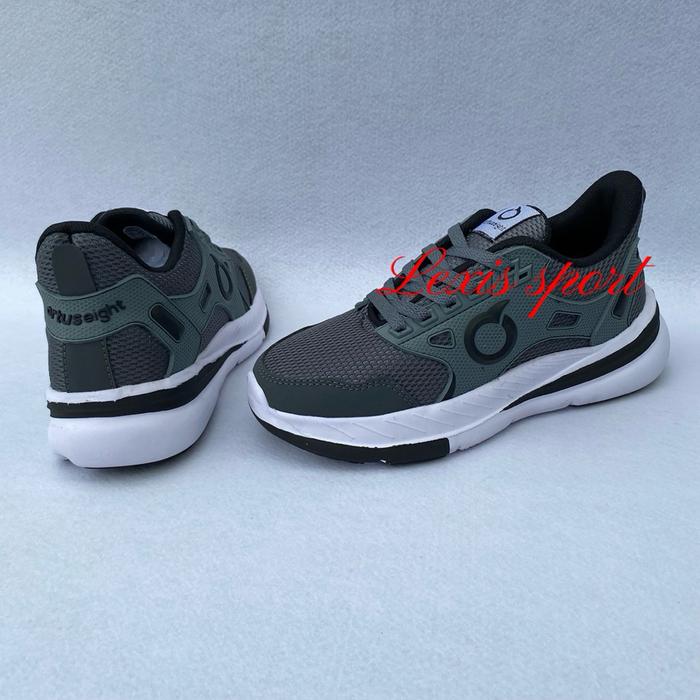 Sepatu sekolah hitam/sepatu ortus/sepatu olahraga/sepatu lari/sepatu sneakers