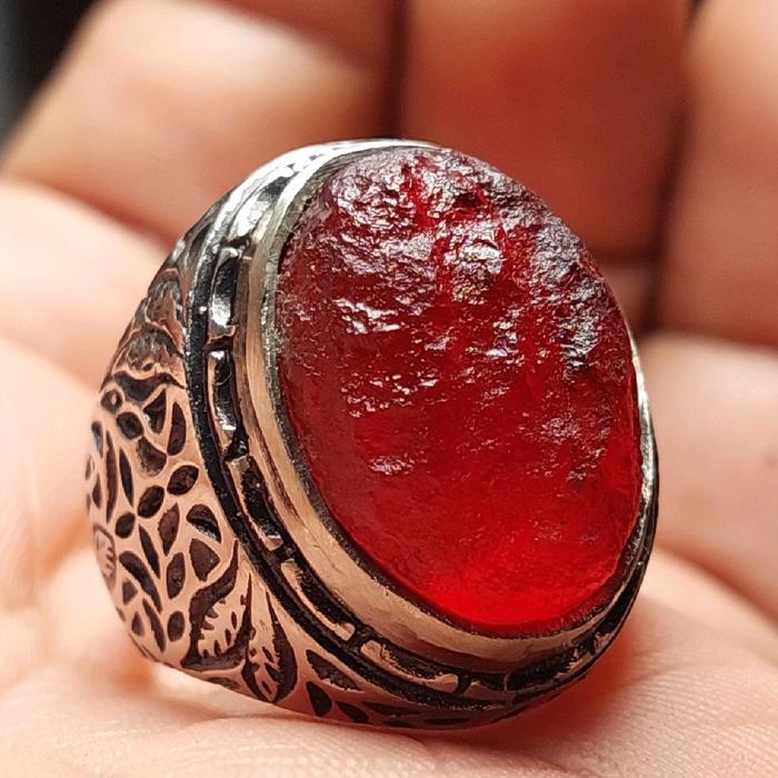 Cincin batu meteor merah / satam iron meteorit merah delima siam Ring Akik  Model Ukir,