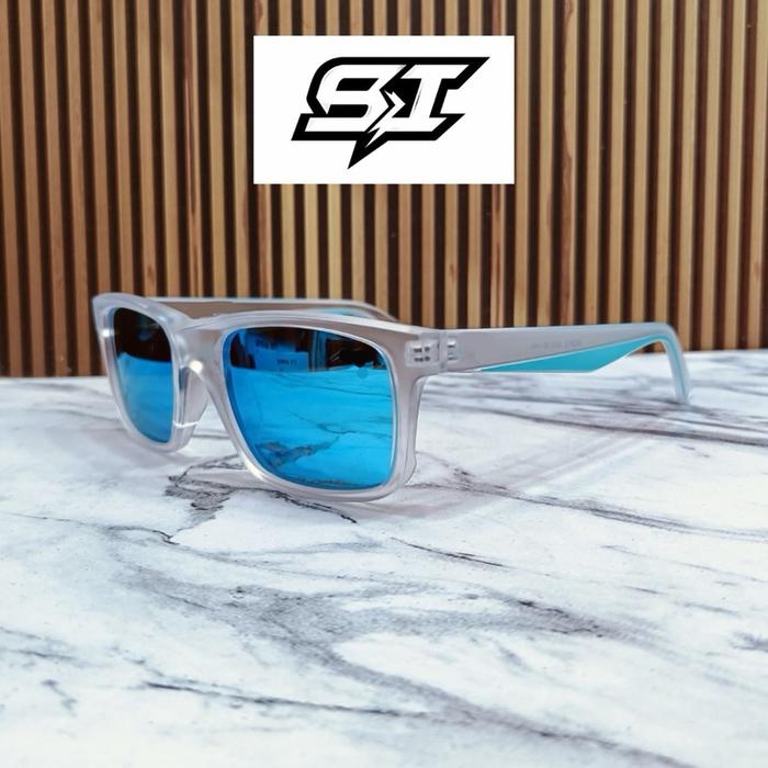 Pumpum Kacamata Baseball Vadel Voli Pantai Lens Polarized Super Anti UV Blocking dengan Desain Moder