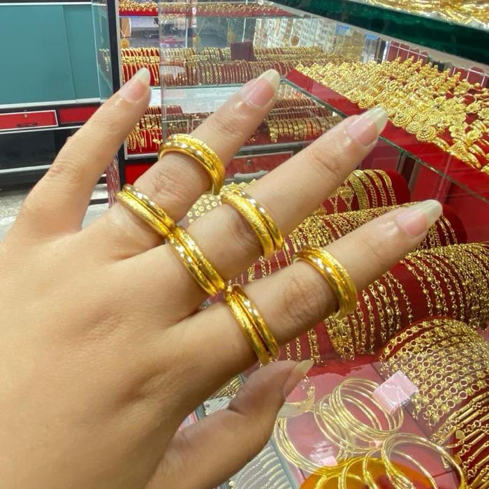Cincin Emas Crum Kristal Asli Aceh mewah versi 1,5 Mayam