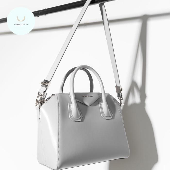 GIVENCHY ANTIGONA MINI SHOULDER BAG GRAINED LEATHER GHW
