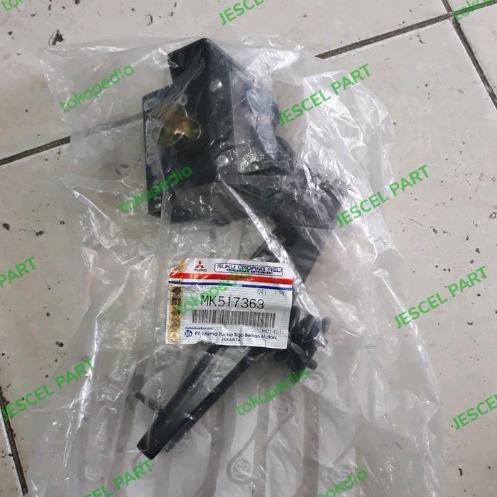 Gantungan Ban Serep Mk517363 Canter Ps125 Ktb