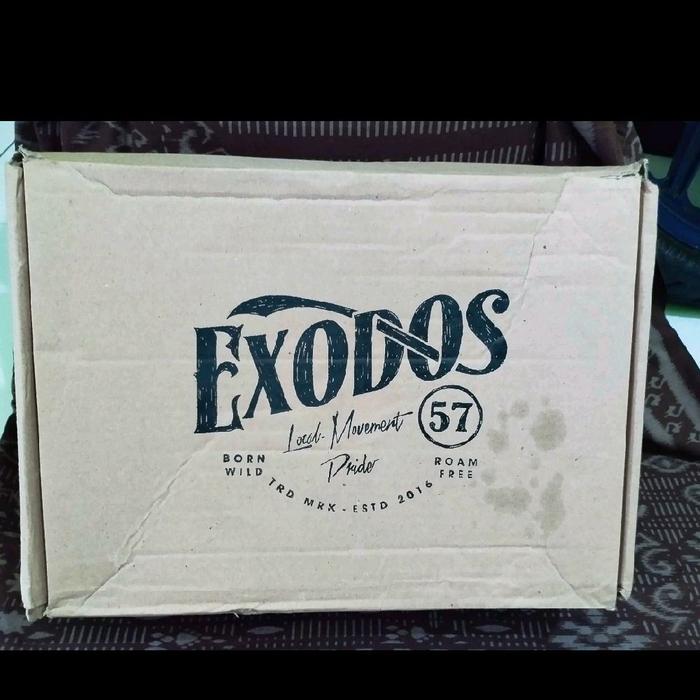 sepatu sneakers kulit pria Exodos57