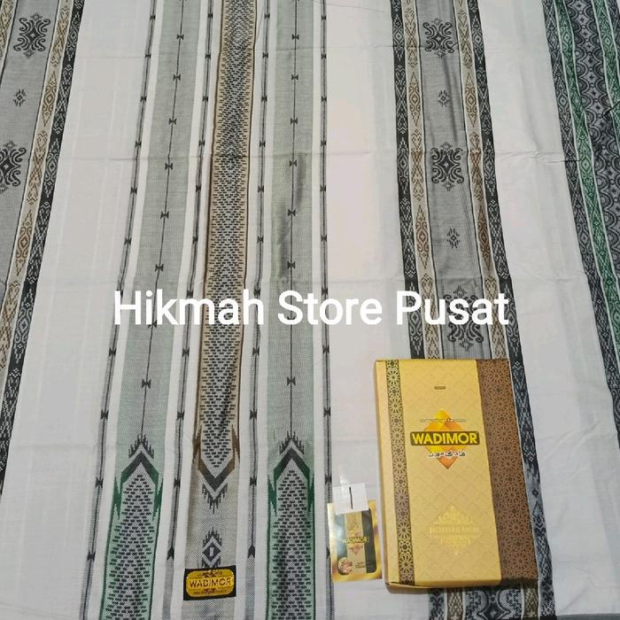 SARUNG WADIMOR JACGUARD ANTIK TIMBUL SPESIAL PUTIH