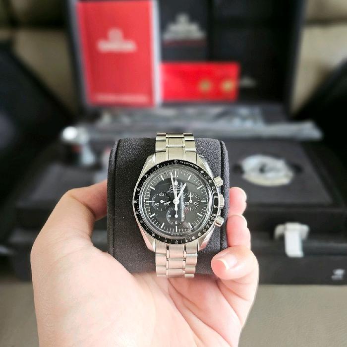 Omega Speedmaster Moonwatch Professional