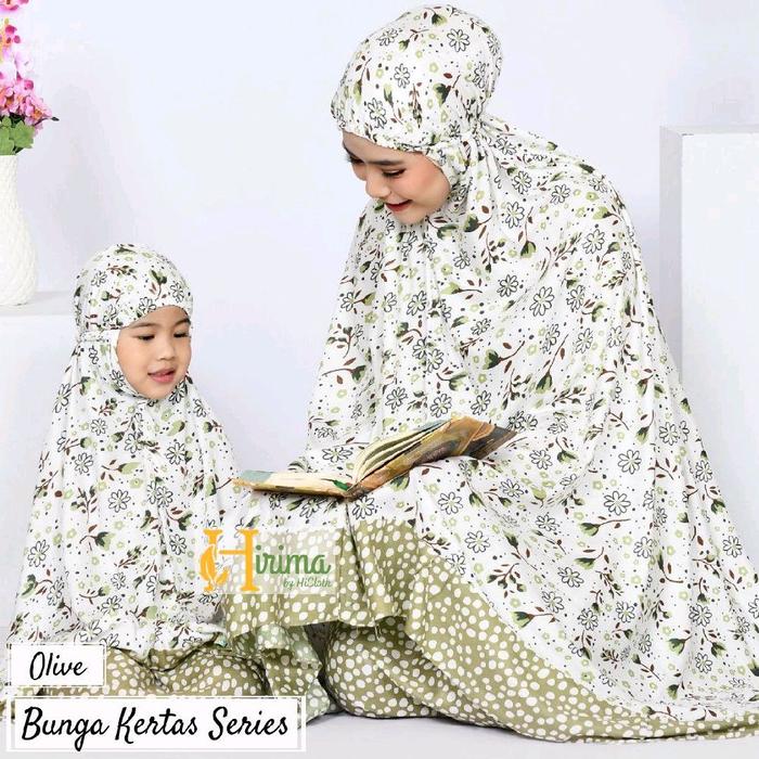 mukena motif bunga kertas