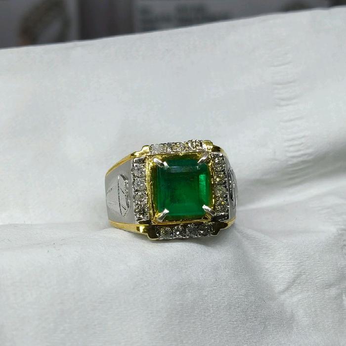 Cincin Permata Zamrud Berlian
