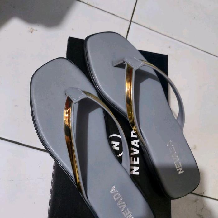SANDAL DAN FLATSHOES NEVADA, YK, FLADEO, CONNEXION. Tanpa Hak