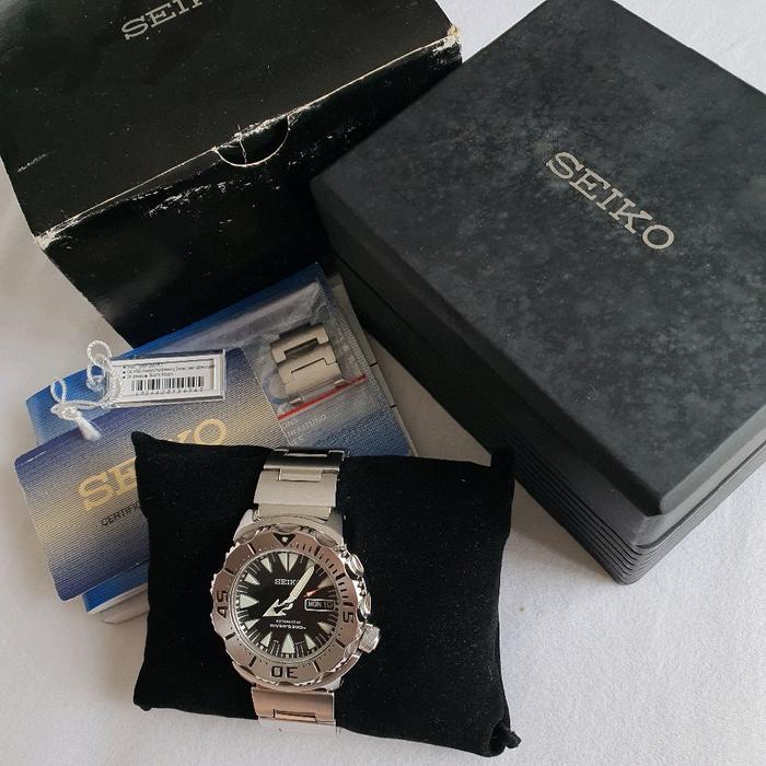 Seiko SRP307K1 SRP307 Monster Gen 2 Black Pre-owned