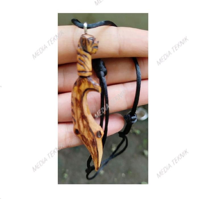 Kalung Pria Wanita Liontin Kujang Kepala Harimau Kayu Kaboa Sancang Putih Hitam
