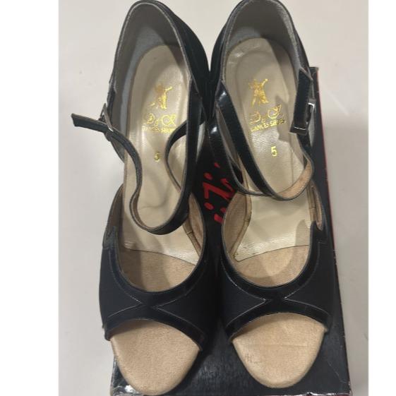 DANCE SHOES Sepatu dansa " Merek Sensitive " Reg 363299 NO 5