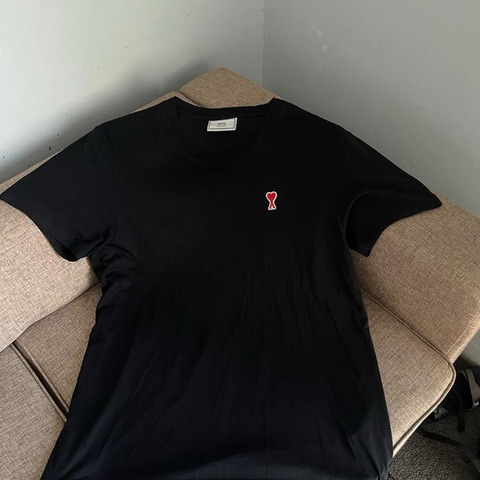 Kaos ami paris second original preloved
