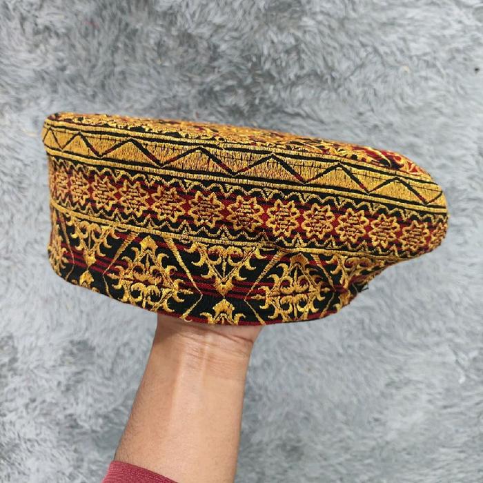 Peci kopiah songkok topi tapis lampung manuk meghem bordir motif songket bordir palembang lampung pe