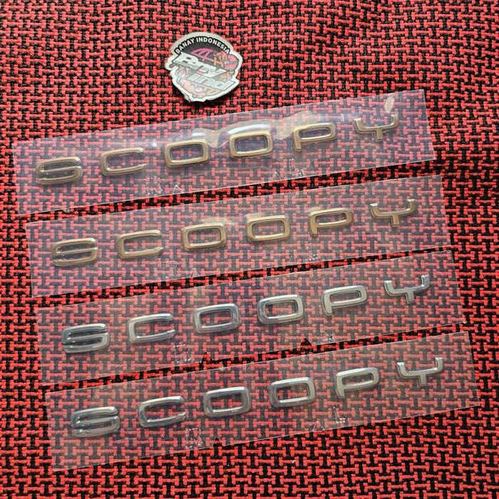 EMBLEM SCOOPY 2020 2021 2022 SCOOPY NEW [NTS]
