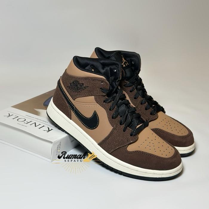 Air Jordan 1 Mid Se Dark Chocolate Sneakers