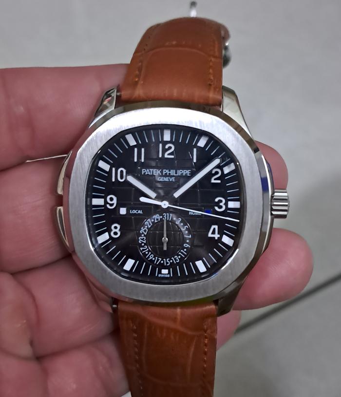jam tangan Patek otomatik