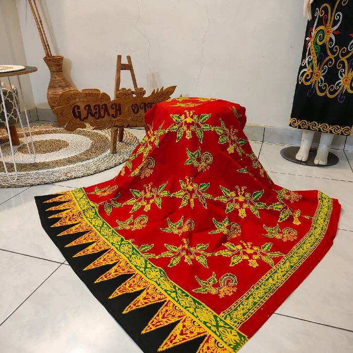 BATIK SEWEK GANDRUNG SEWU MERAH BANYUWANGI