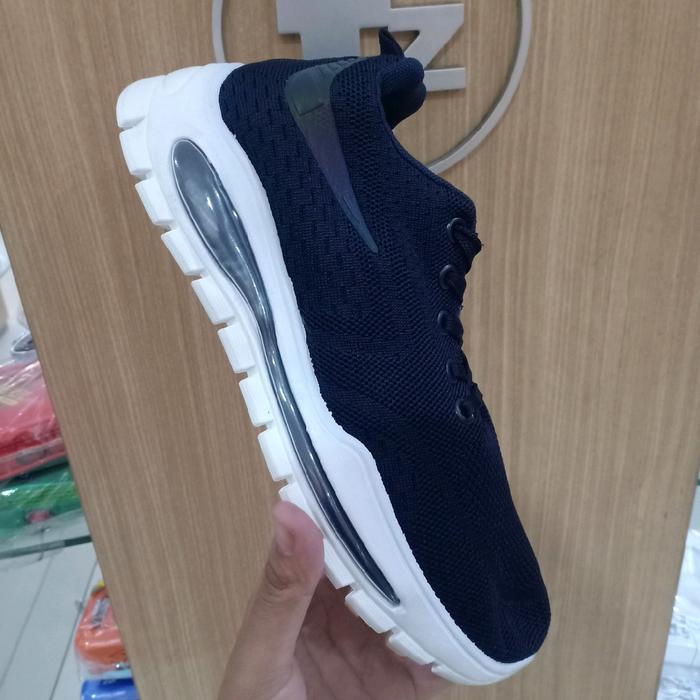 rekomendasi sepatu pria by walk mcn-19