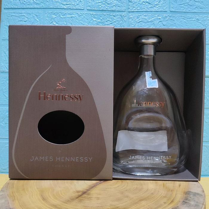 BOTOL BEKAS JAMES HENNESY 700ml + box