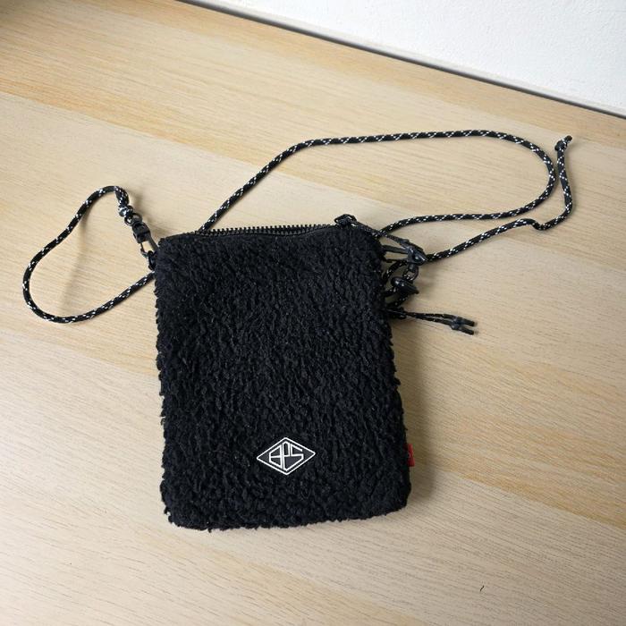 Tas Selempang mini Beanpole Sport Hitam Sling Bag