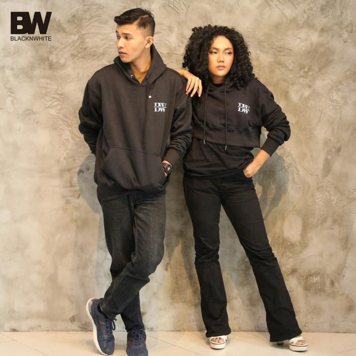 BNW Hoodie Unisex Distro Tebal Hitam Cowok