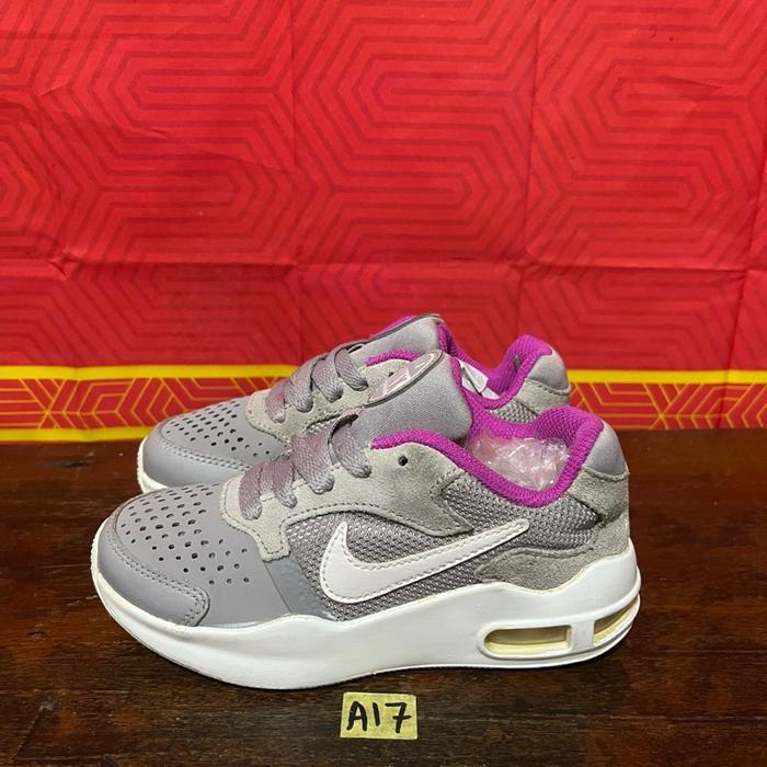 Sepatu anak second ori nike am guile ps size 23.5