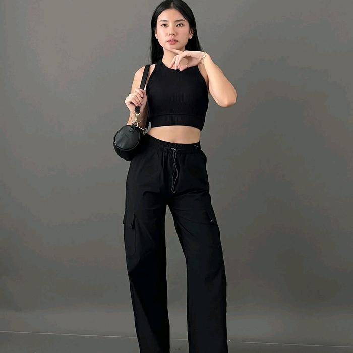 Eunoia • Ray Cotton Stretch Cargo Pants (Special Black)