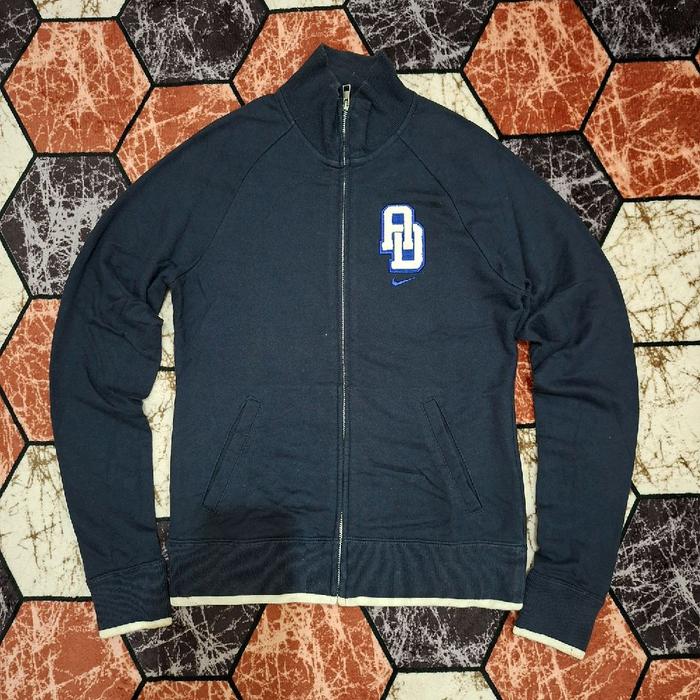 Tracktop             Nike
