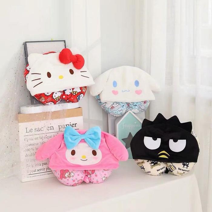 BANTAL LEHER MELODY CINNAMOROLL HELLO KITTY BADTZMARU NECK PILLOW BONEKA