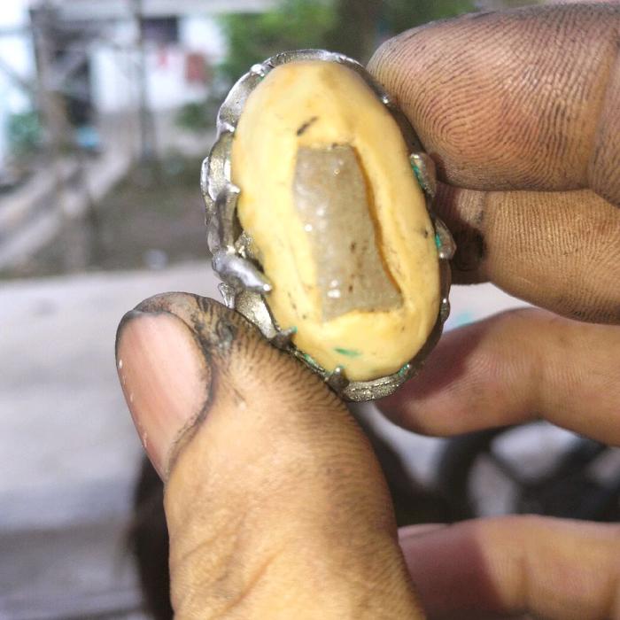 batu akik klanceng putih natural