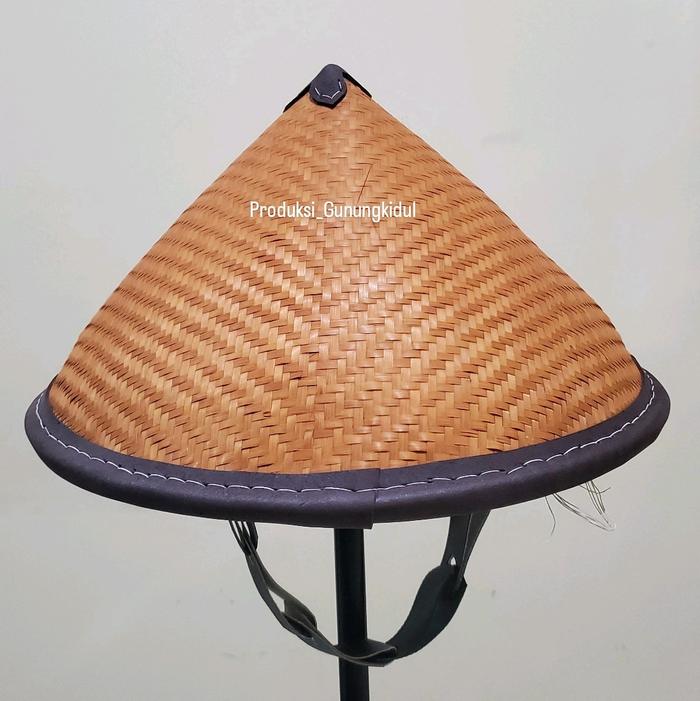 caping/caping gunung/topi tradisional/topi jadul/caping gunungkidul/topi anyaman/caping bambu /capin