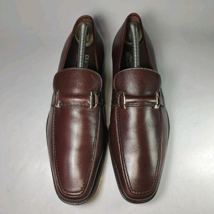 Salvatore Ferragamo original leather Italian loafers 40 size man shoes