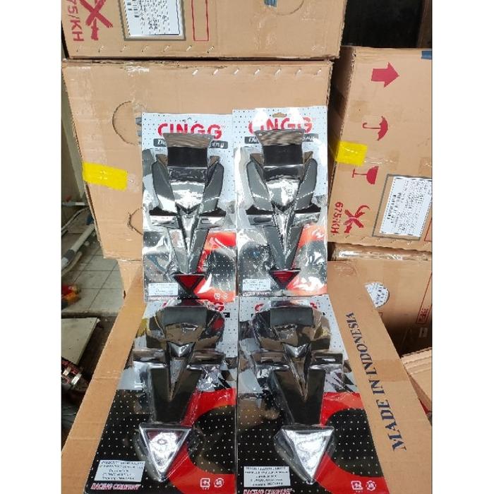 Spakbor Belakang Cing Universal/Spakbor Vixion Xabre DLL