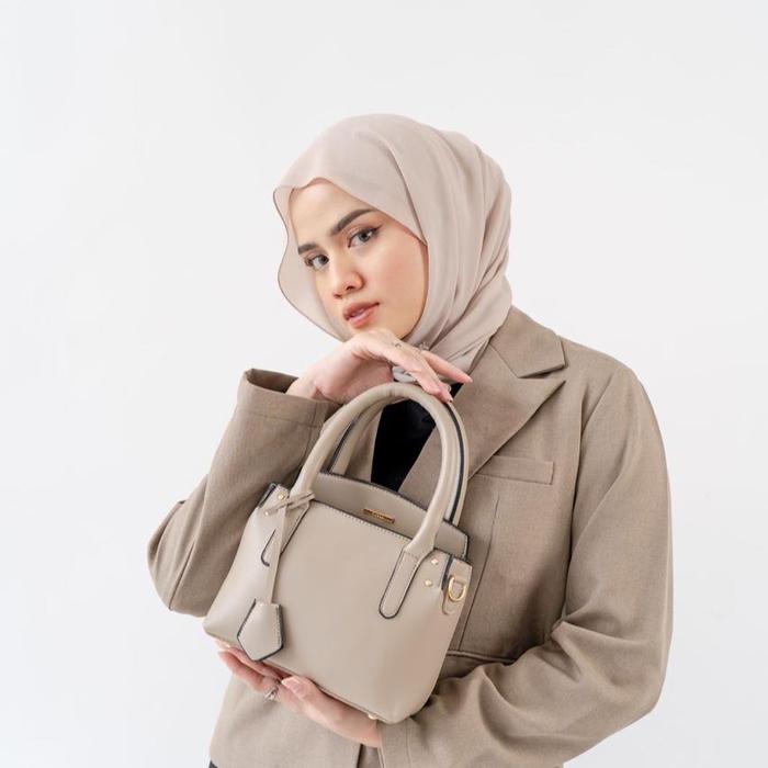 SLINGBAGS FLICKA BAGS W 71 FREE DUSTBAGS + FREE GIFT