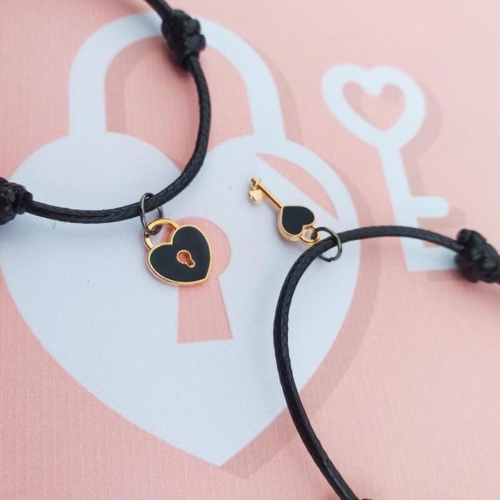 Helloladies Gelang magnet love kunci Couple / gelang magnet gembok kunci love