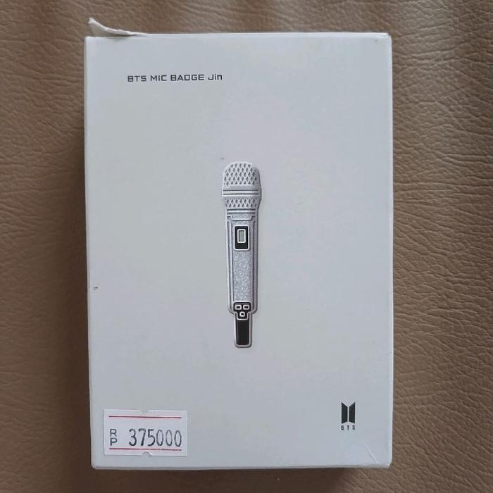 (READY STOCK) BTS JIN MIC BADGE | OFFICIAL