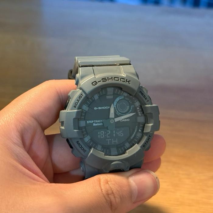 Jam Tangan Casio GBA 800 Bluetooth Step Tracker Second Mulus