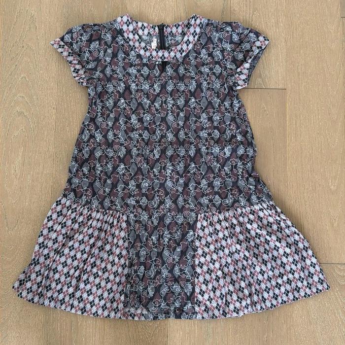 Dress Batik Anak Perempuan PRELOVED Batik Keris Motif Elegan dan Nyaman untuk Acara Spesial
