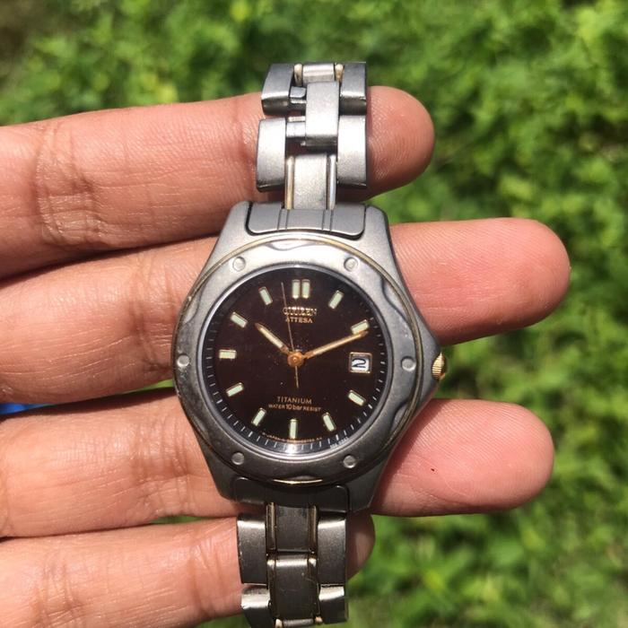 Jam tangan vintage Citizen Eco Drive Titanium Attesa 7875-H01229 Date Solar Mens Watch
