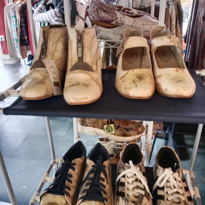 baju batik dan ecoprin bekasi  tas, kain, sepatu