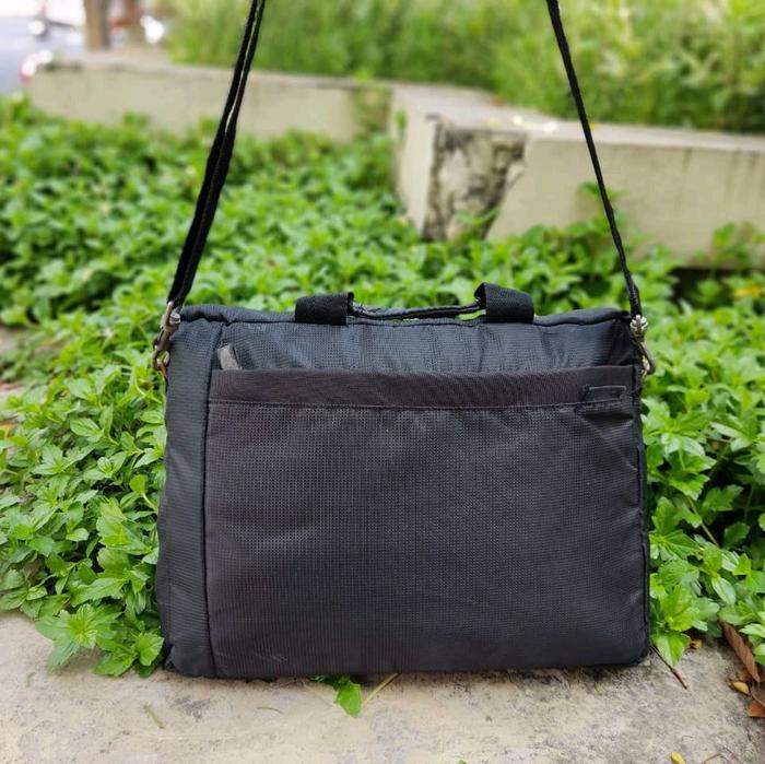 TAS SELEMPANG LAPTOP ASUS ORIGINAL-KONDISI BEKAS