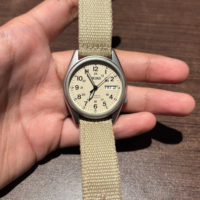 Seiko Military SNX431 Beige