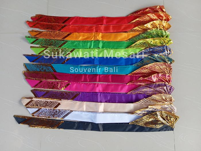 Udeng Ikat Lembaran Blangkon Setengah Jadi Ikat Kepala Topi Khas Bali Biru Hijau