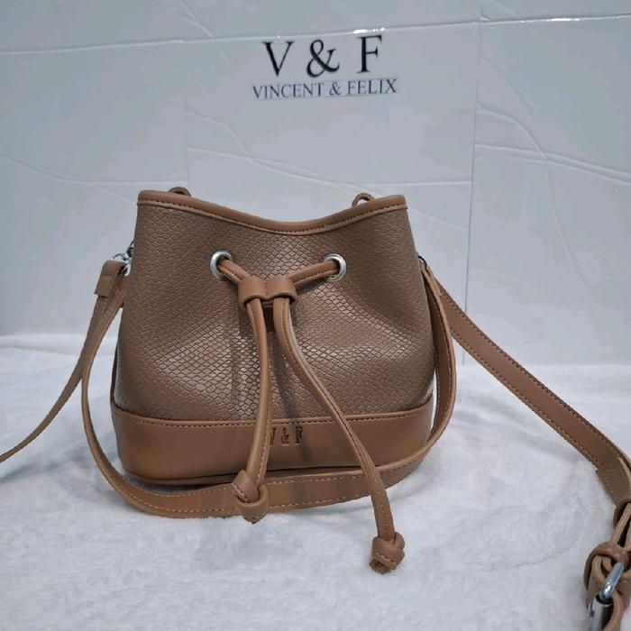 Serut Nania Tas Wanita By V&F Bags Collection.. Best Seller